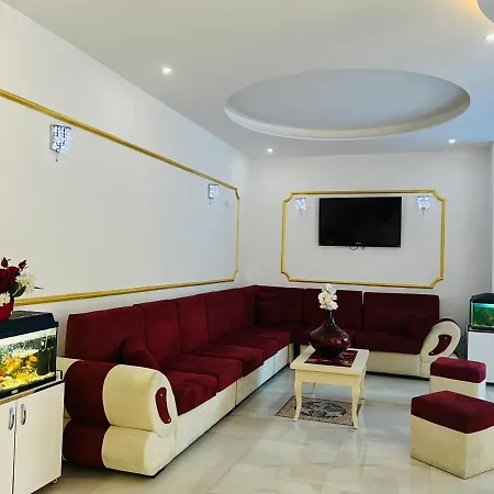 Ujvara Hotel 4*