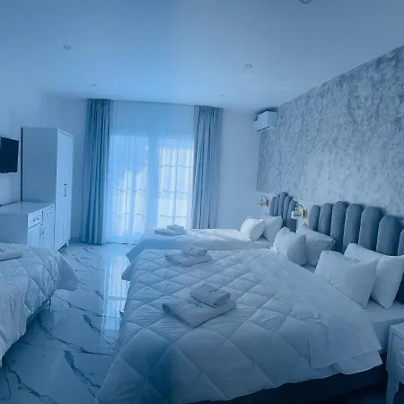 Ujvara 4* Golem (Tirana)