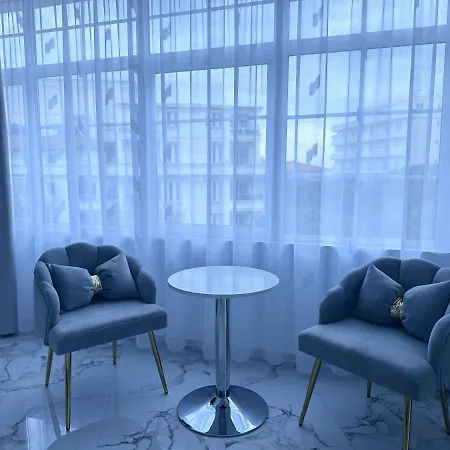 Ujvara Hotel 4*