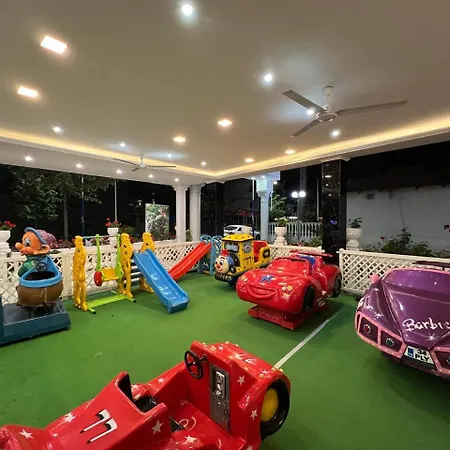 Ujvara 4* Golem (Tirana)