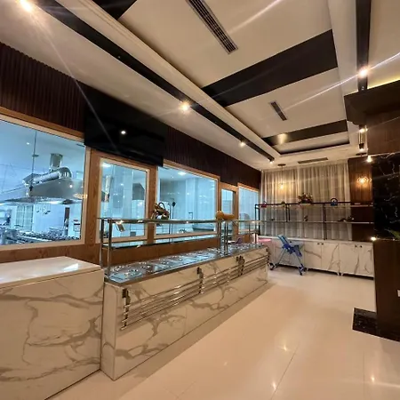 Ujvara 4* Golem (Tirana)