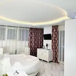 Ujvara Hotel 4*