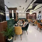 Hotel Ujvara