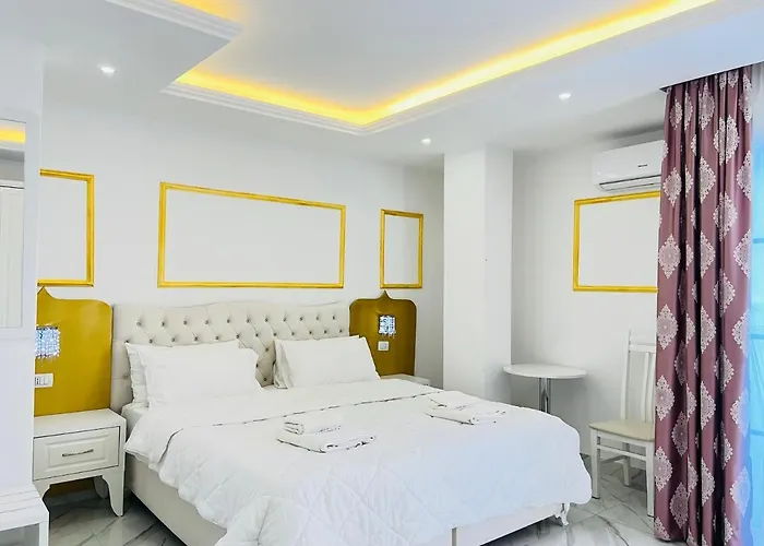 Ujvara 4* Golem (Tirana)