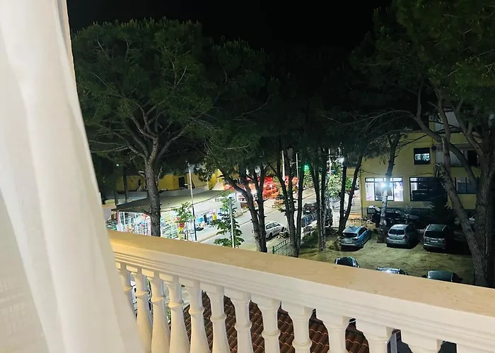 Ujvara 4* Golem (Tirana)