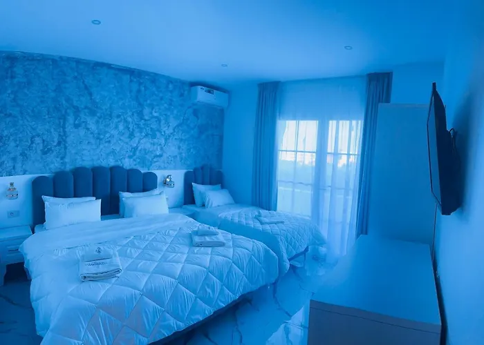 Ujvara Hotel Golem (Tirana)