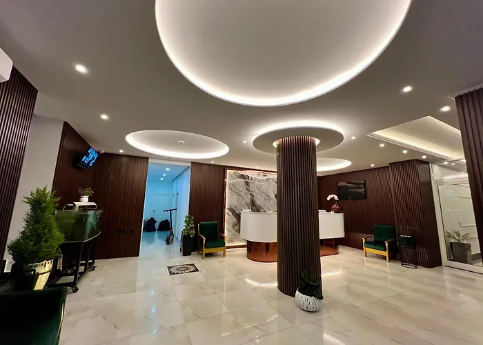 Ujvara 4* Golem (Tirana)